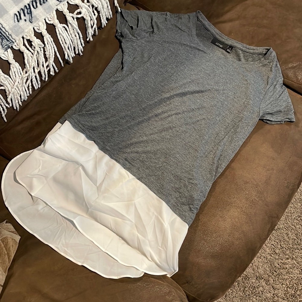 Apt 9 half shirt